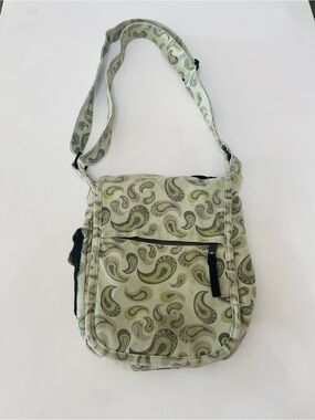 KAVU Crossbody Bag – Green Paisley Canvas Shoulder Bag